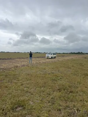 Litigation Free Plot for Sale at New Proposed Airport City