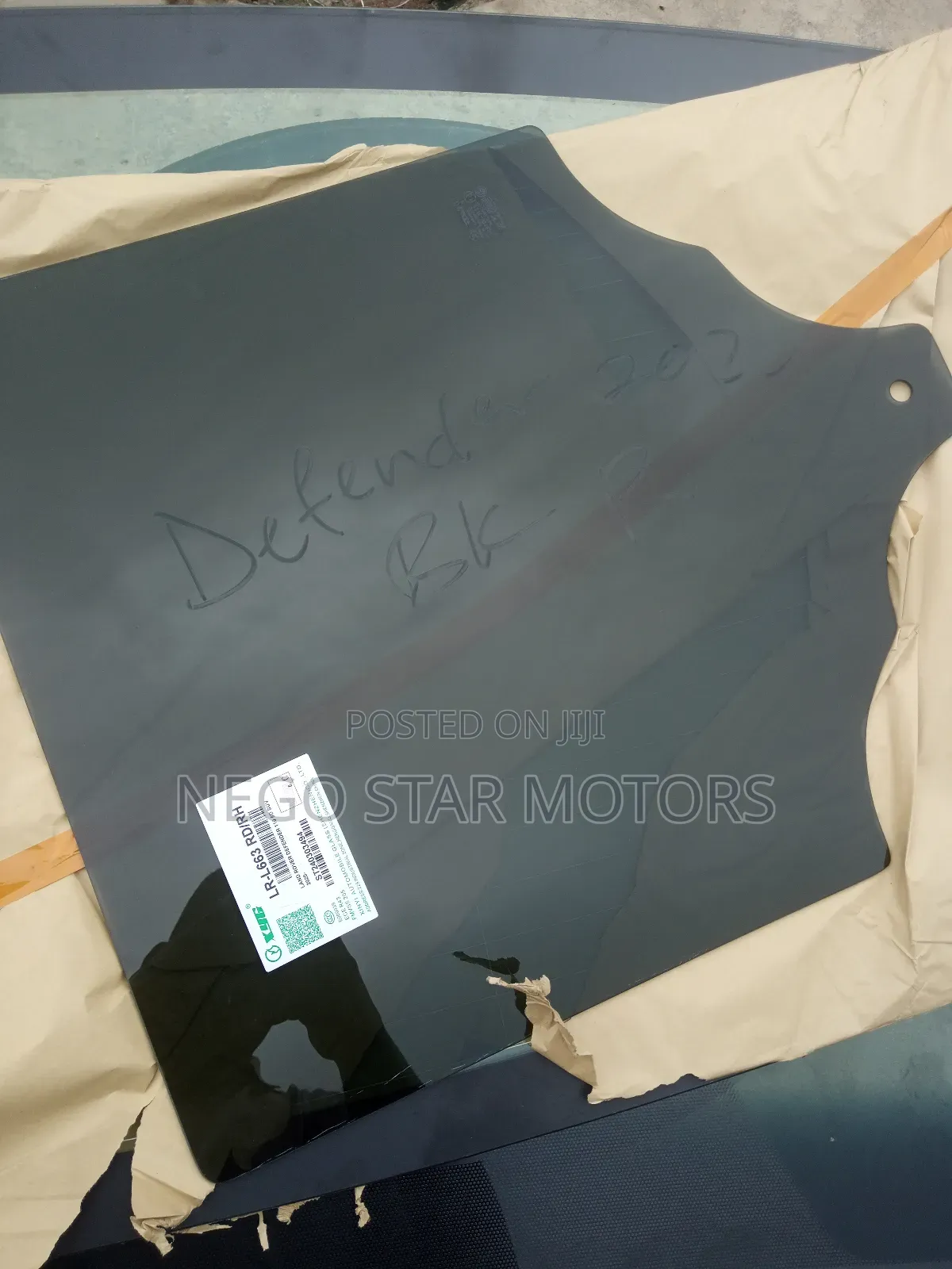 Land Rover Defender 2020 Back Door Glass Tinted