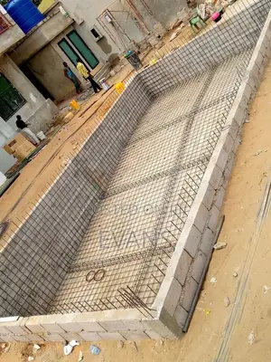 Swimming Pool Expert1