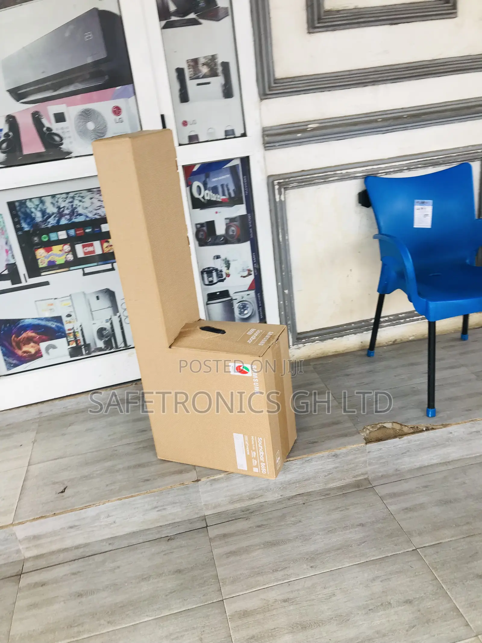 B650 Black Samsung Bluetooth Sound Bar