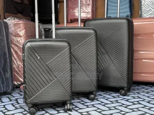 Three Set Anticrake Luggages/Travel Bags
