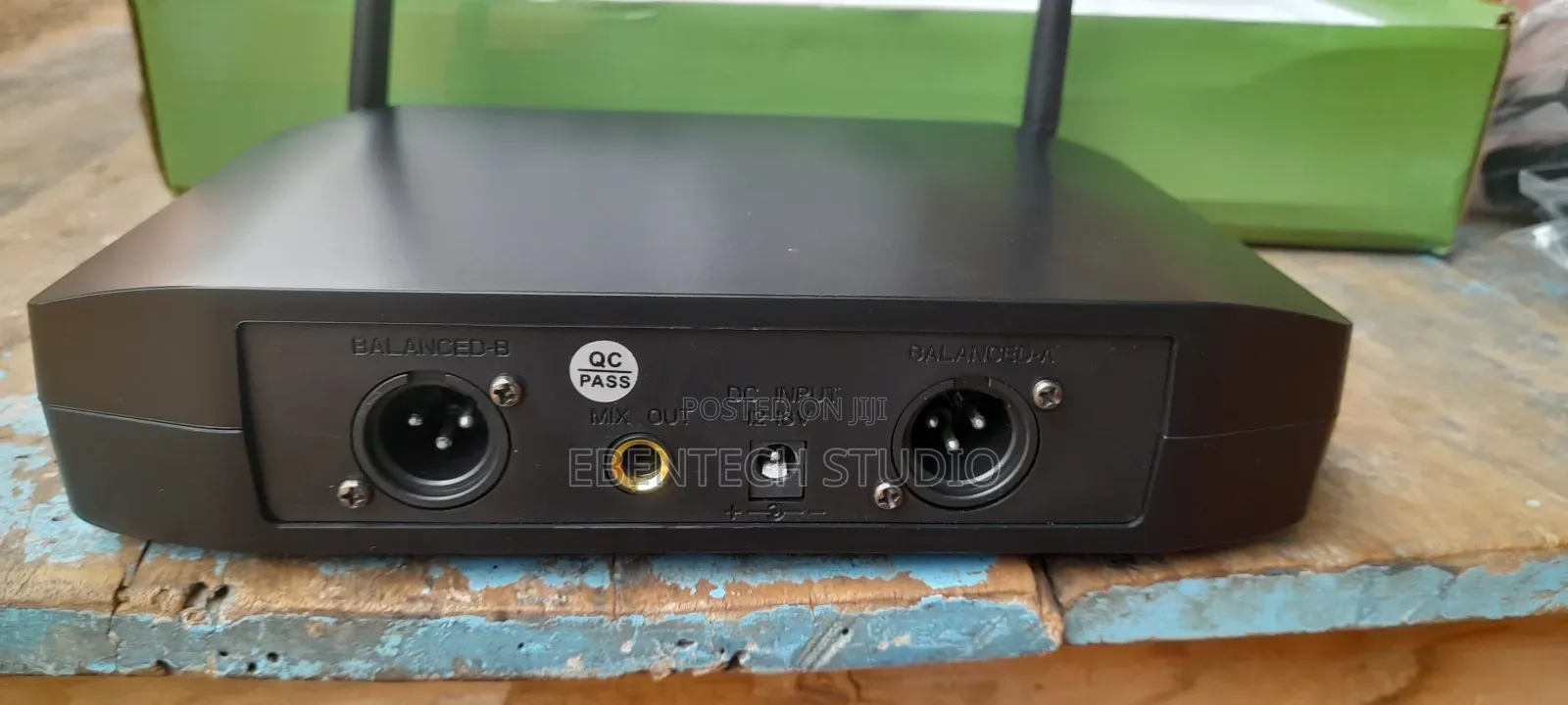 Wireless Lapel Lavalier Microphone System