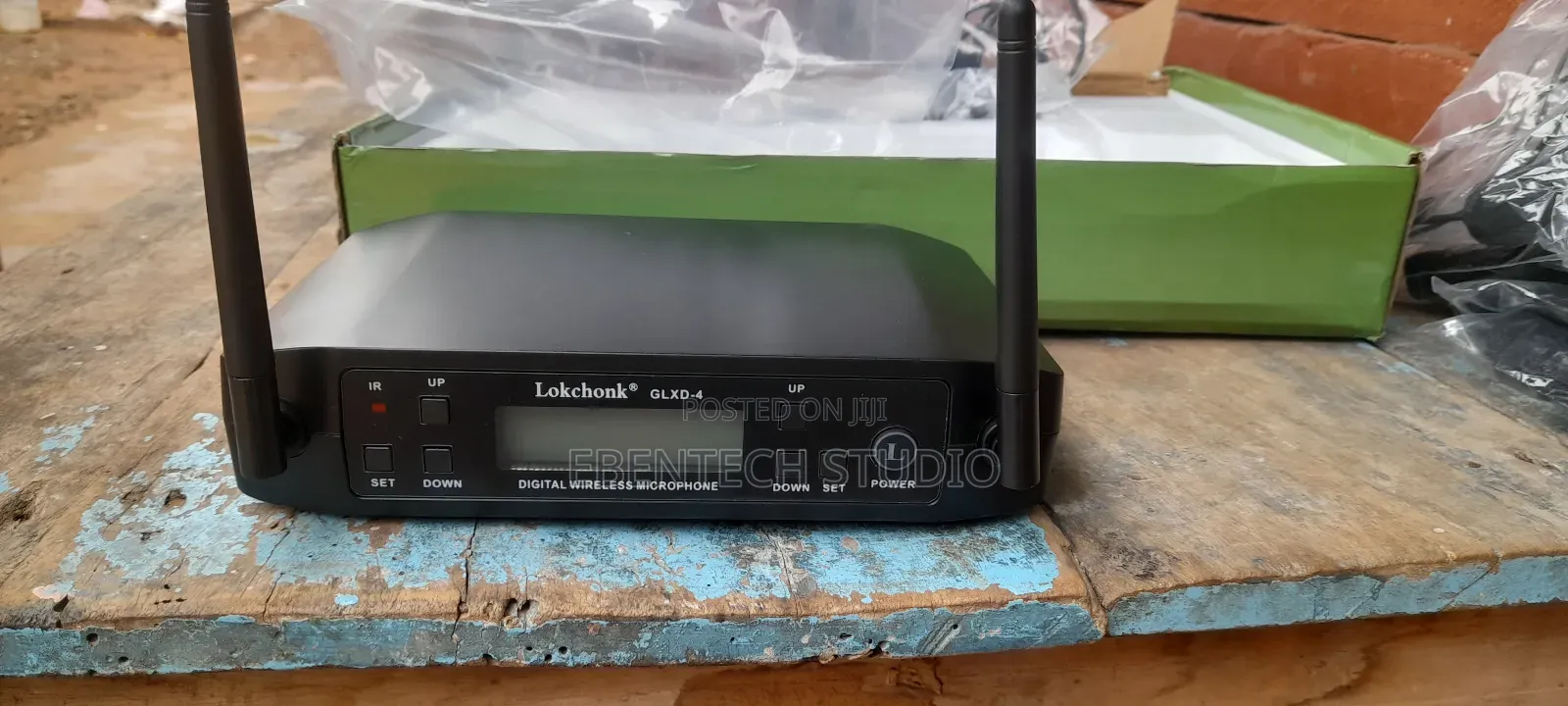 Wireless Lapel Lavalier Microphone System