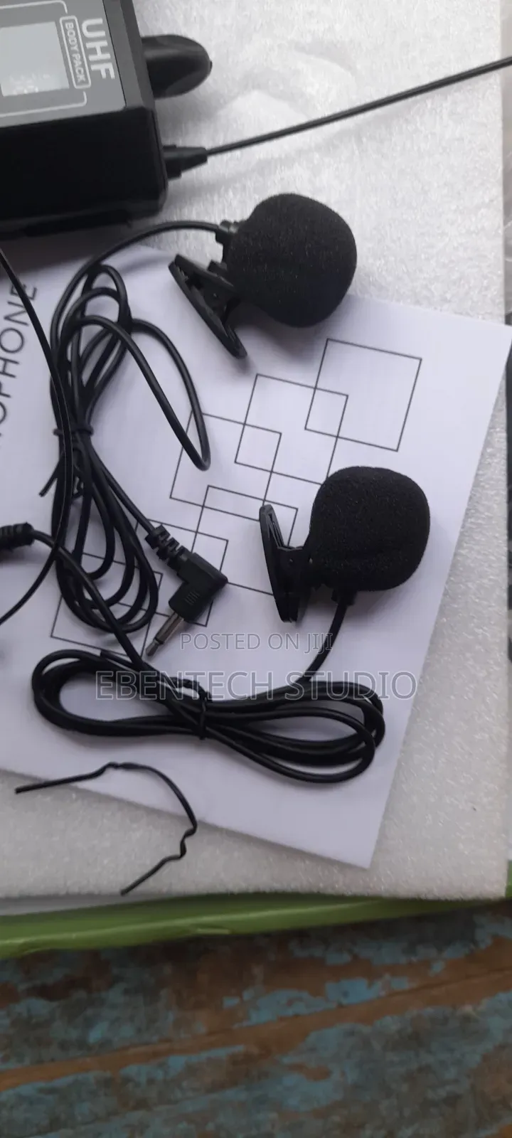 Wireless Lapel Lavalier Microphone System
