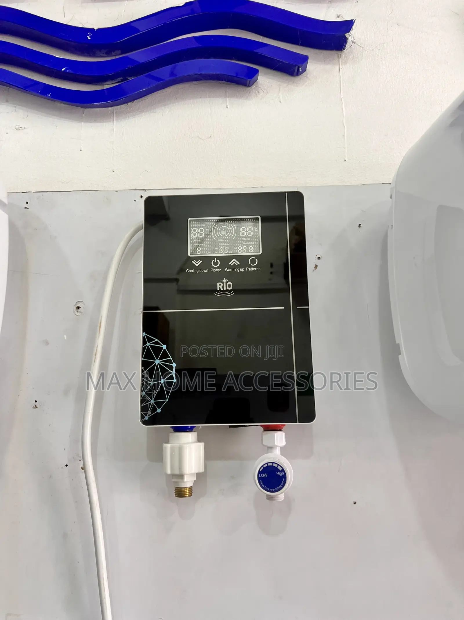 Black Rlo Water Heater