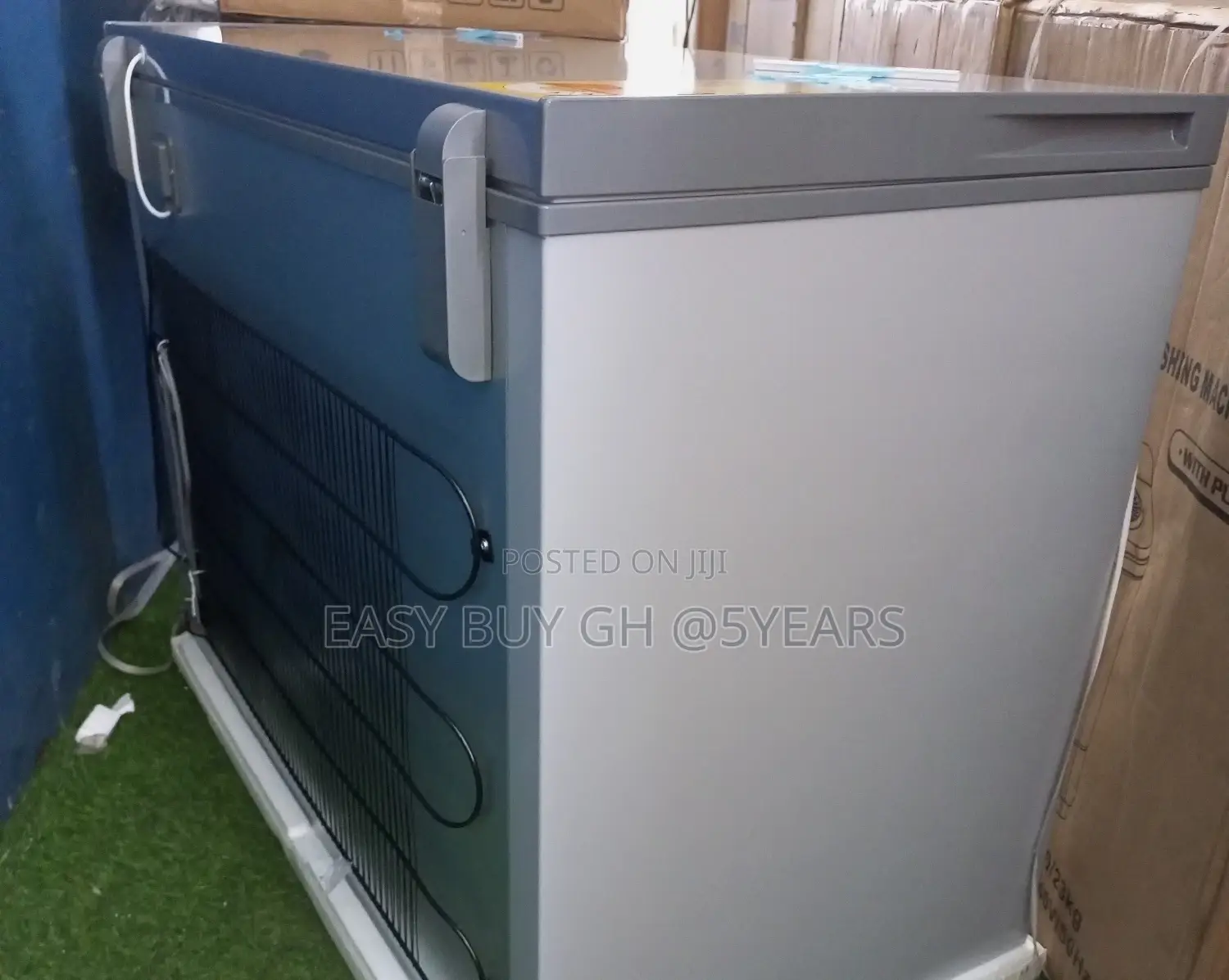 Quality and Affordable One Year Warranty Chest Freezer.