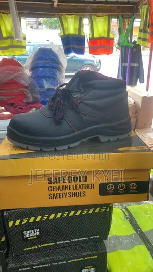 Safe Gold Safety Boot