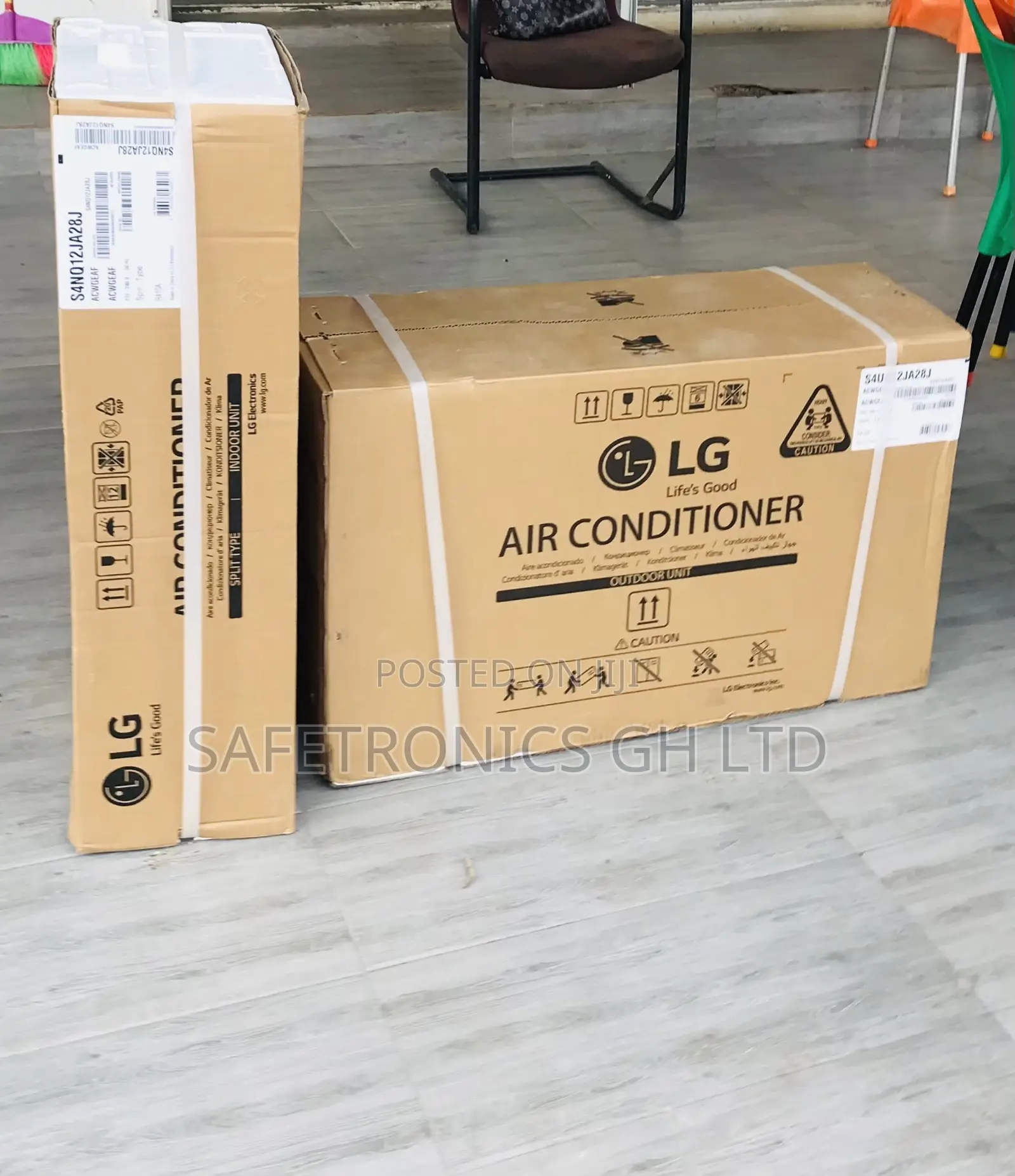 Split Non-Inverter LG R410 1.5hp S12ATC AC
