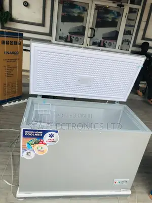 Unique Freezing Nasco 200 Liters Chest Freezer