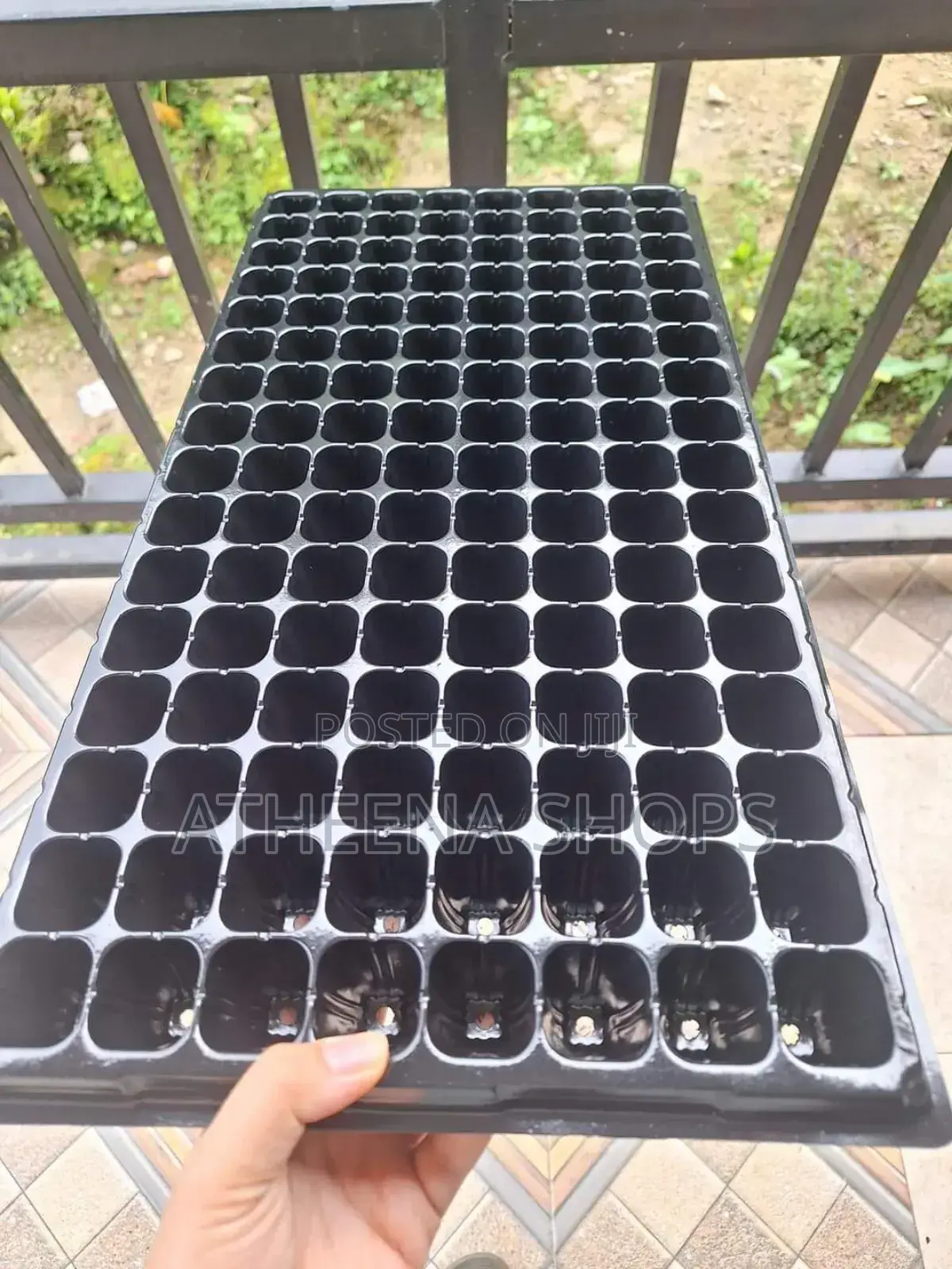 Seedling Nursing Tray ( Can Nurse Up to 104 Seedlings)