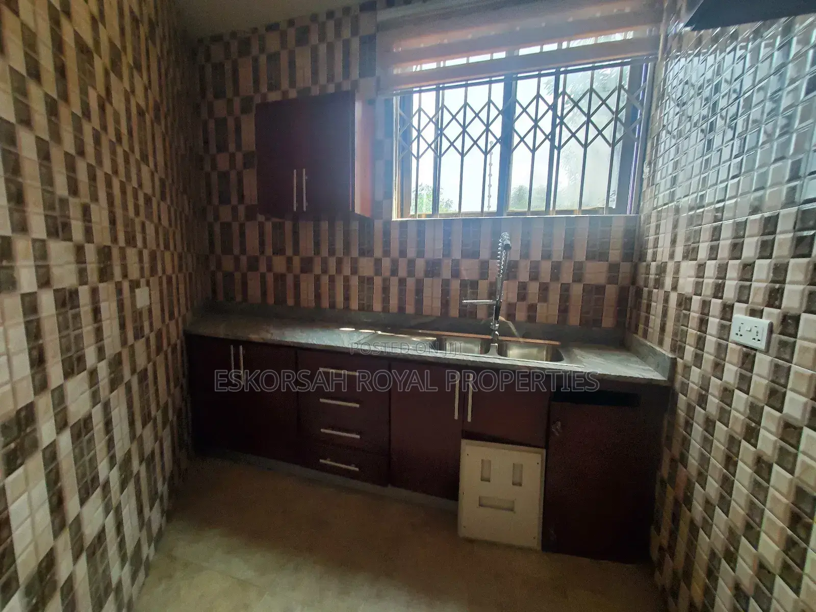 Furnished Studio Apartment in East Legon, Adjiriganor for rent