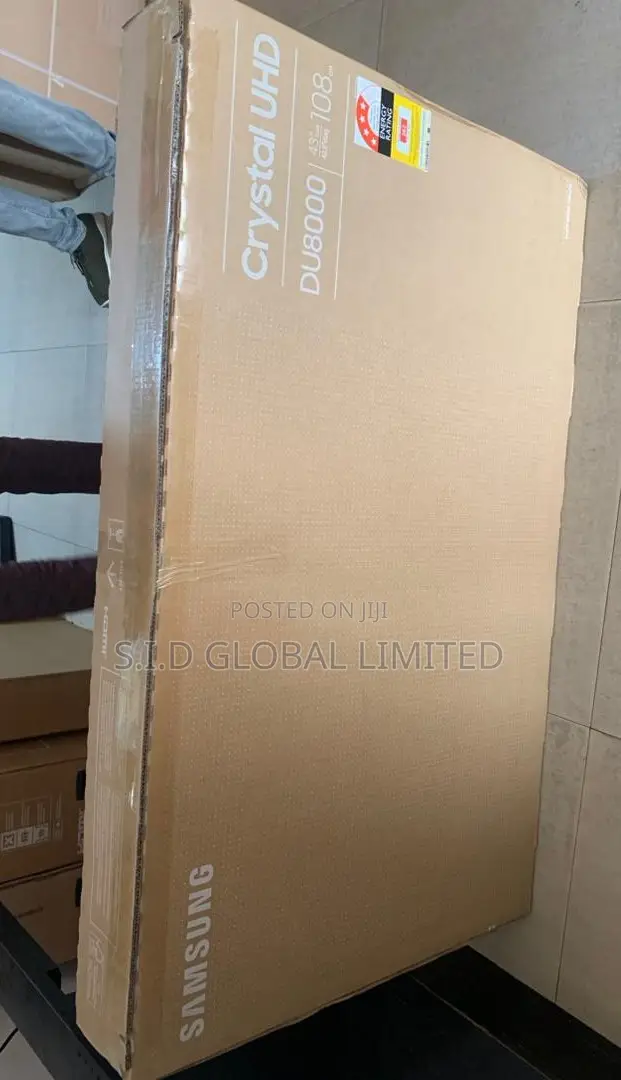 Incredible 43" Class Crystal Uhd Du8000
