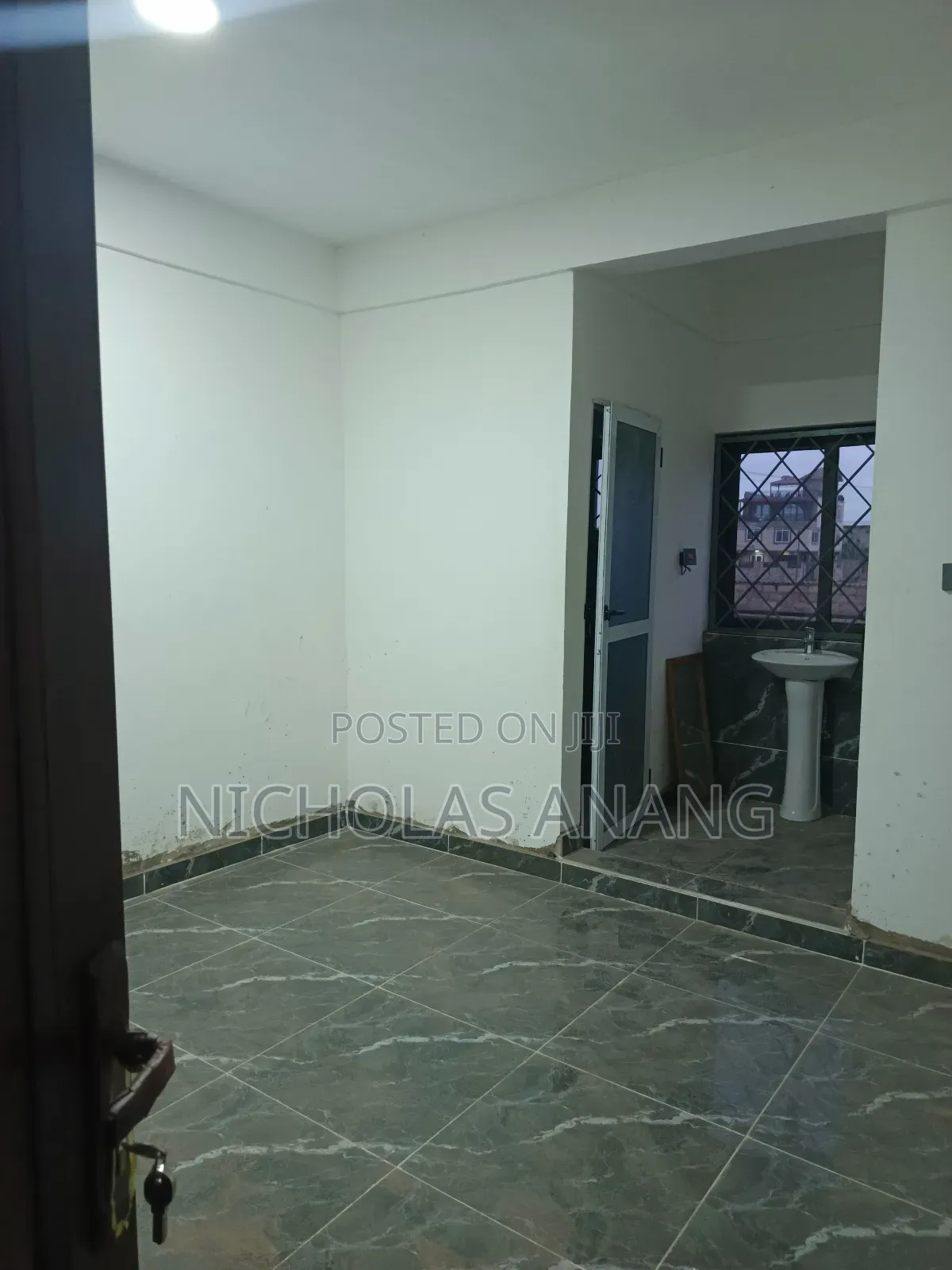 2bdrm Apartment in The Dorns Properties, New Town for rent