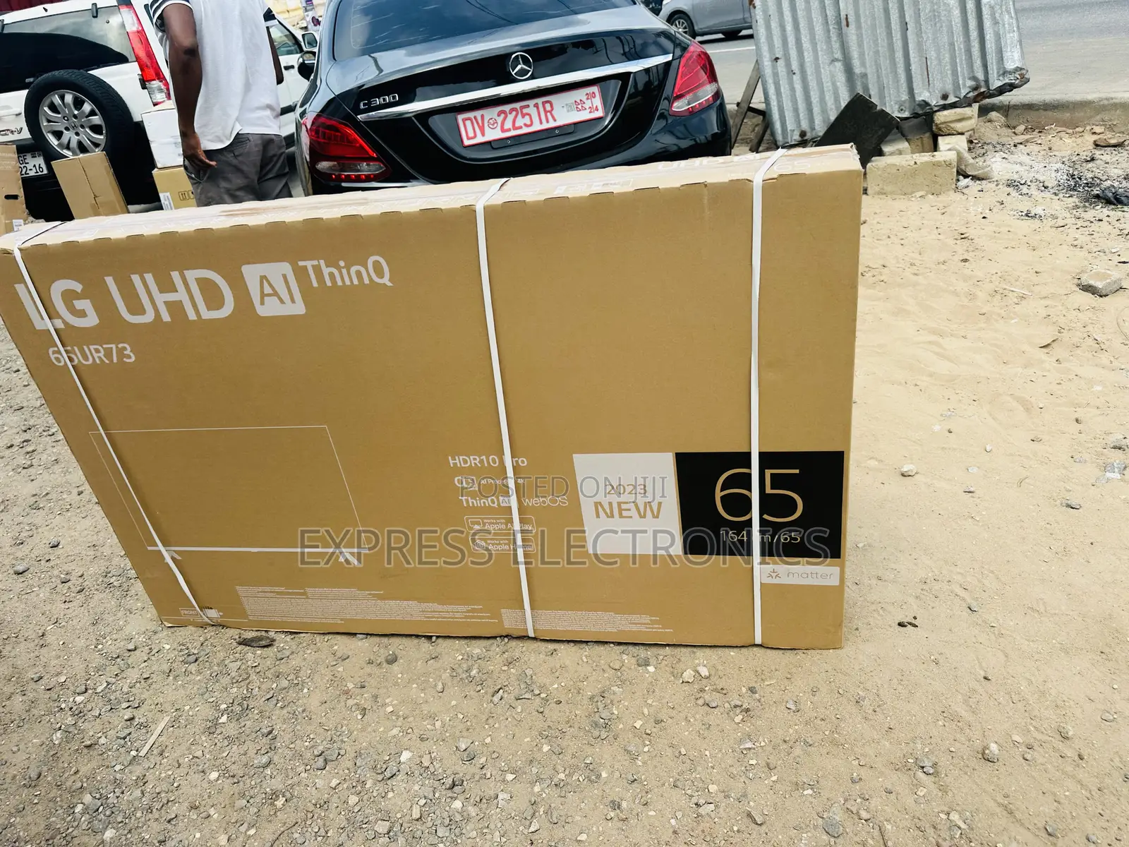 UHD Smart Glossy Screen 65”UR73 LG Television