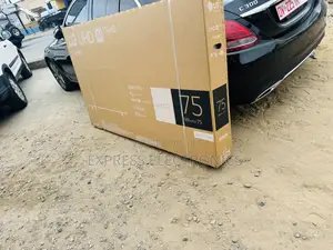 Fabulous Slim Uhd 75”Ur73