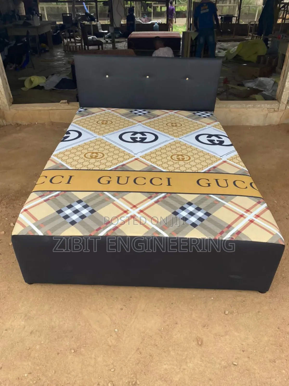 Inbuilt Double Bed