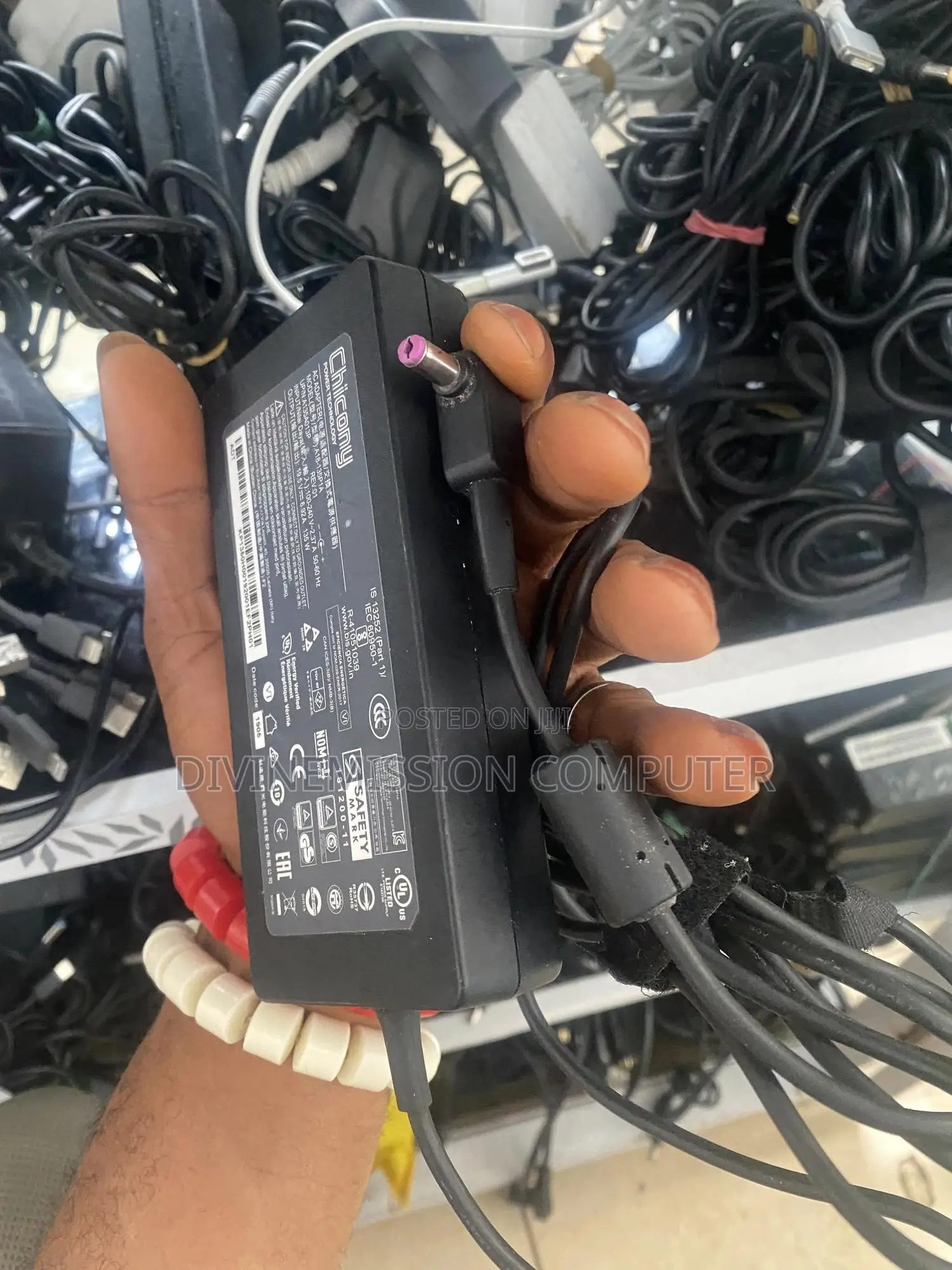 Uk Used Acer Laptop Adapter/Charger 19.5v~6.92A, 120w,135w