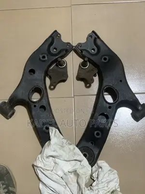 Toyota RAV 4 Control Arms Set