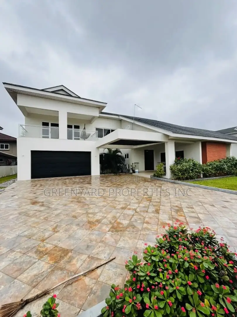 6bdrm Mansion in Cantonments for sale