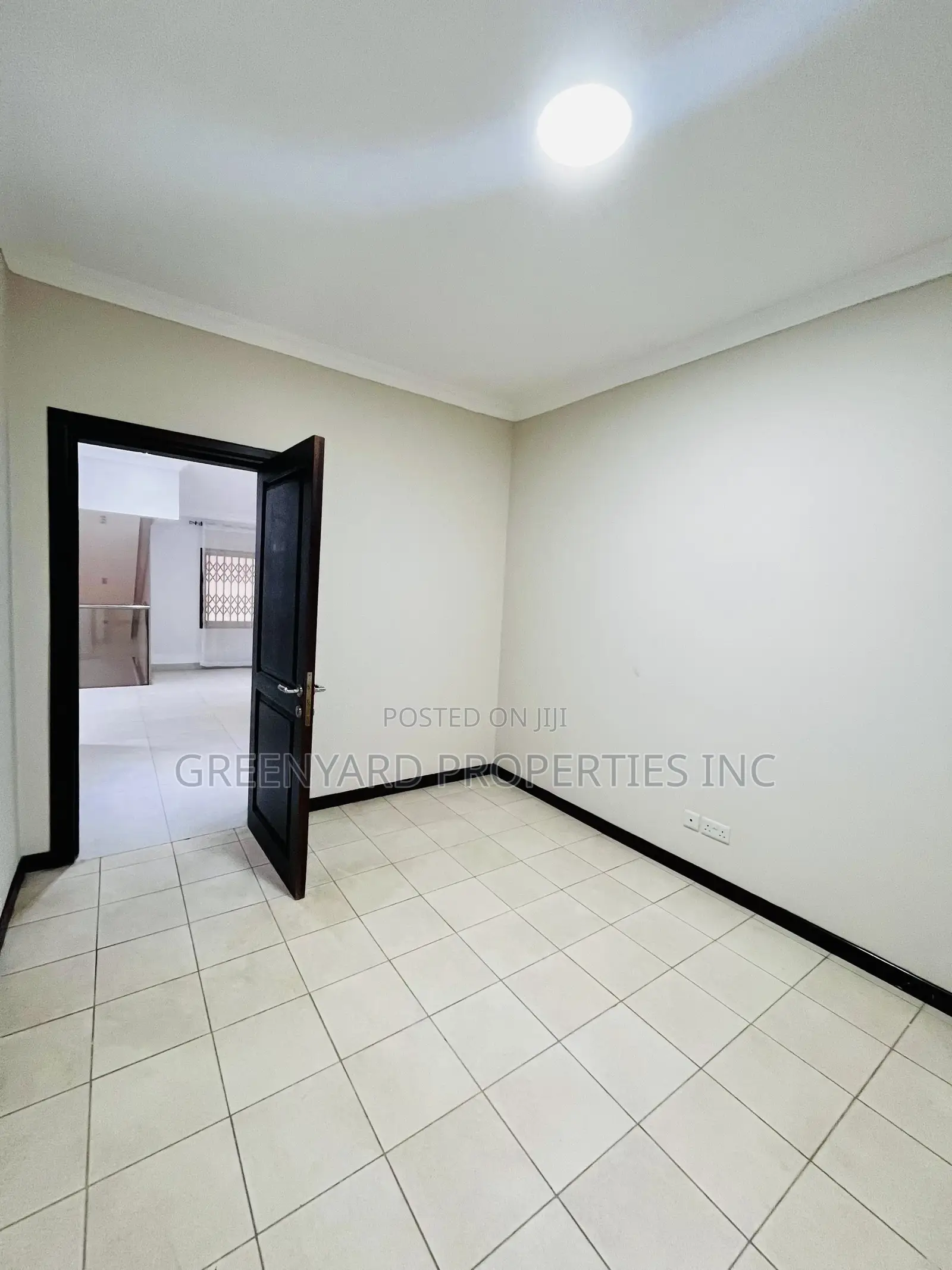 6bdrm Mansion in Cantonments for sale