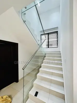 6bdrm Mansion in Cantonments for sale