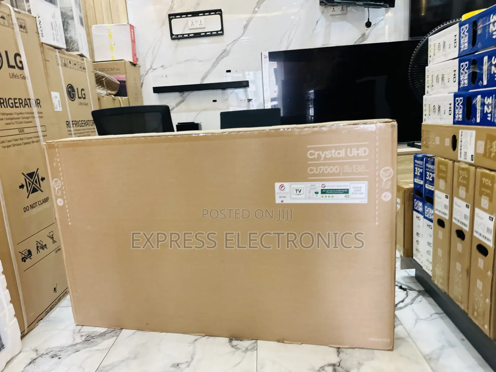 Ultra Slim Design Uhd Smart Samsung 55”Cu8000