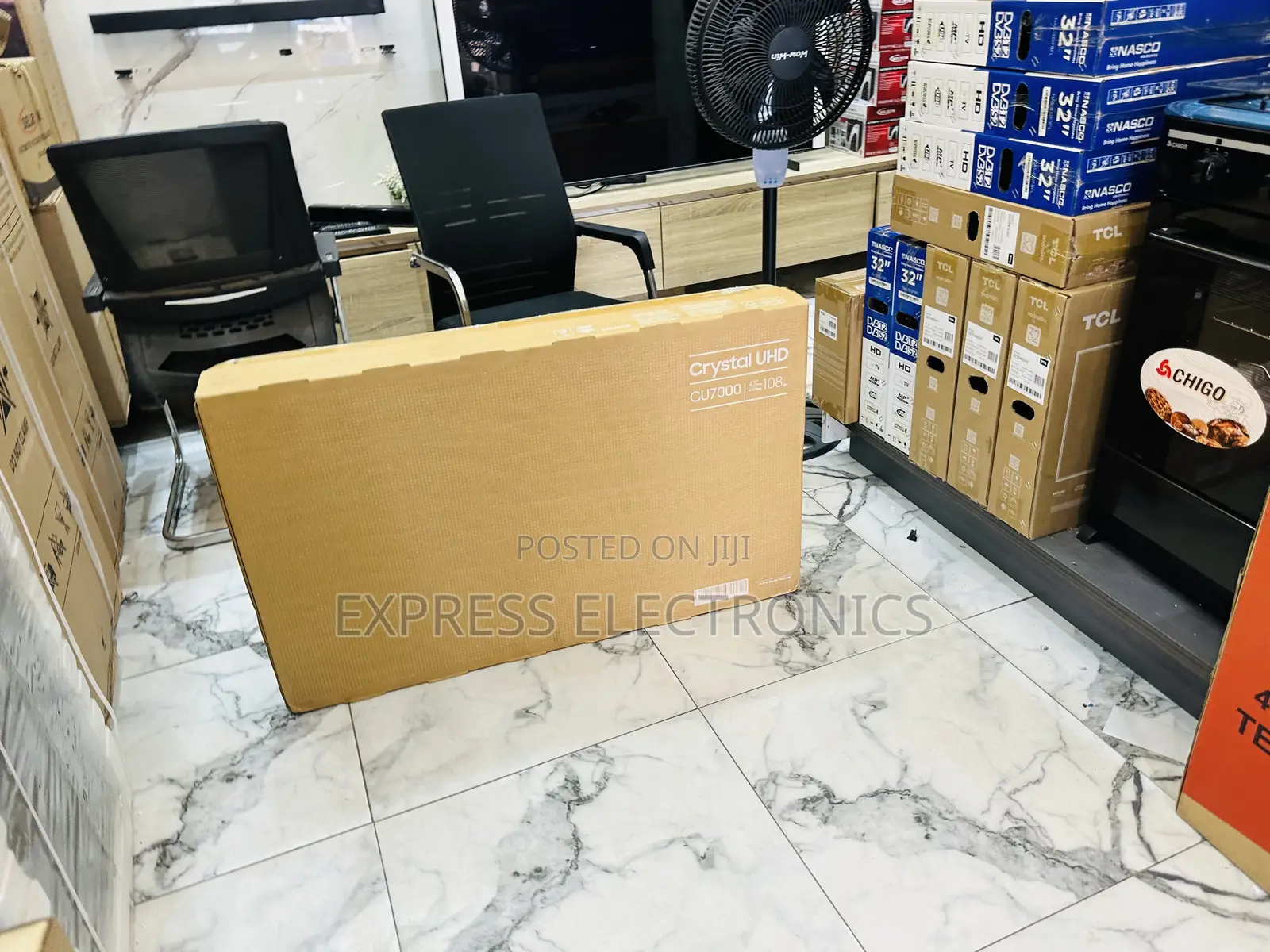 UHD Slim Ultra Design Samsung Shape 43”Cu7000