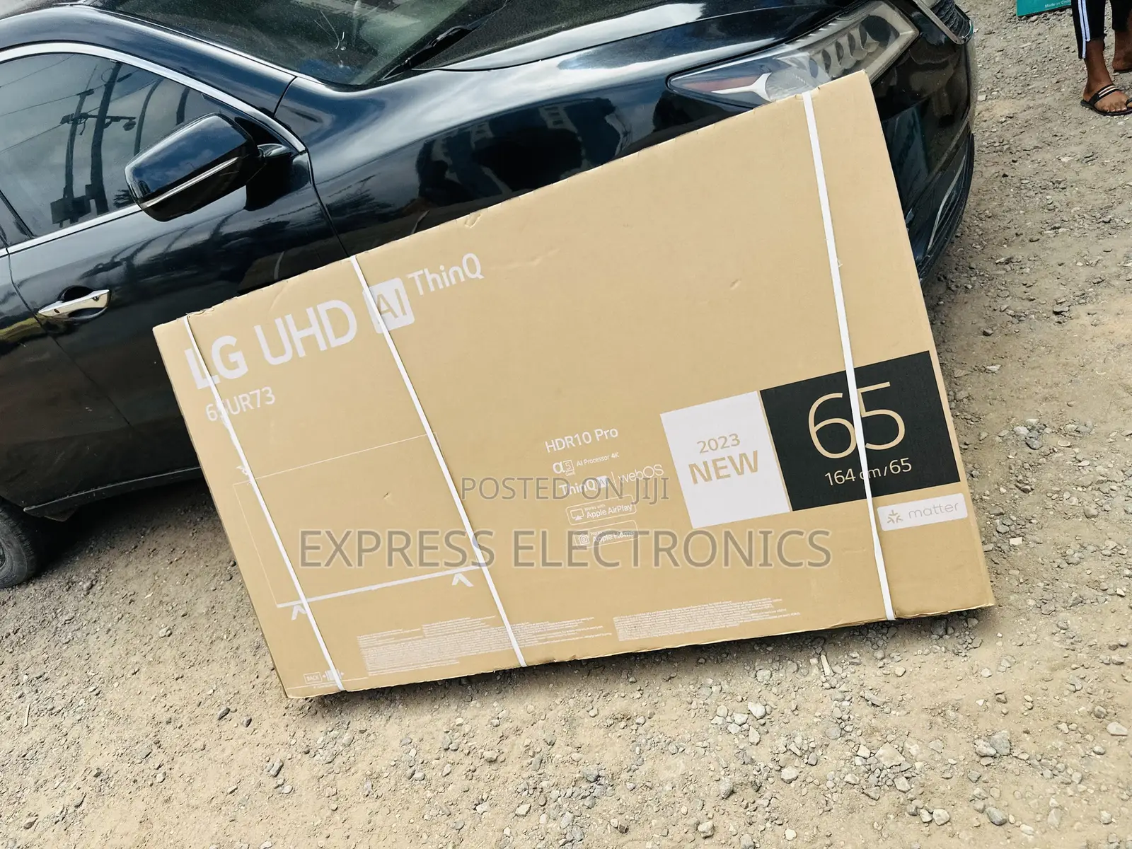 Object Tracking Sound Lit LG TV UHD Smart 65”UR73