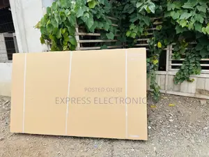 Dynamic Crystal Color Samsung 85” Cu8000 Uhd Smart