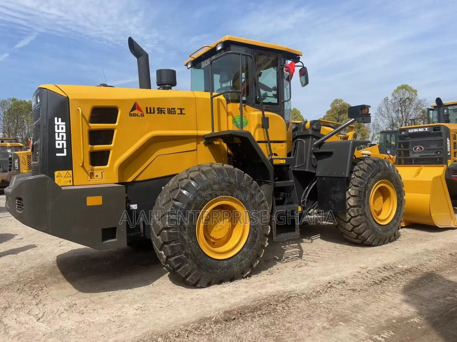 Excavator Loader (L956F)