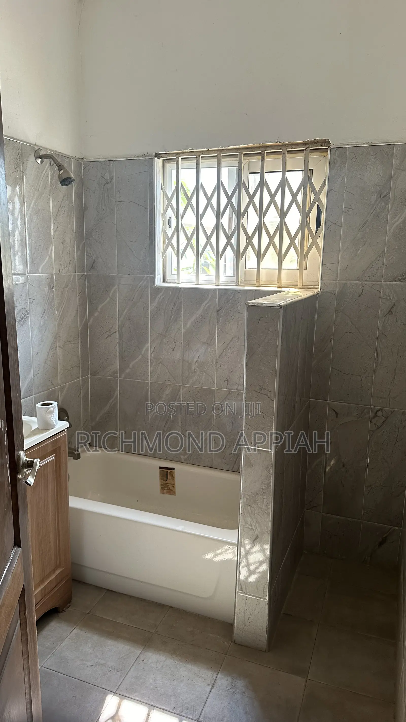 2bdrm House in Oyarifa for sale