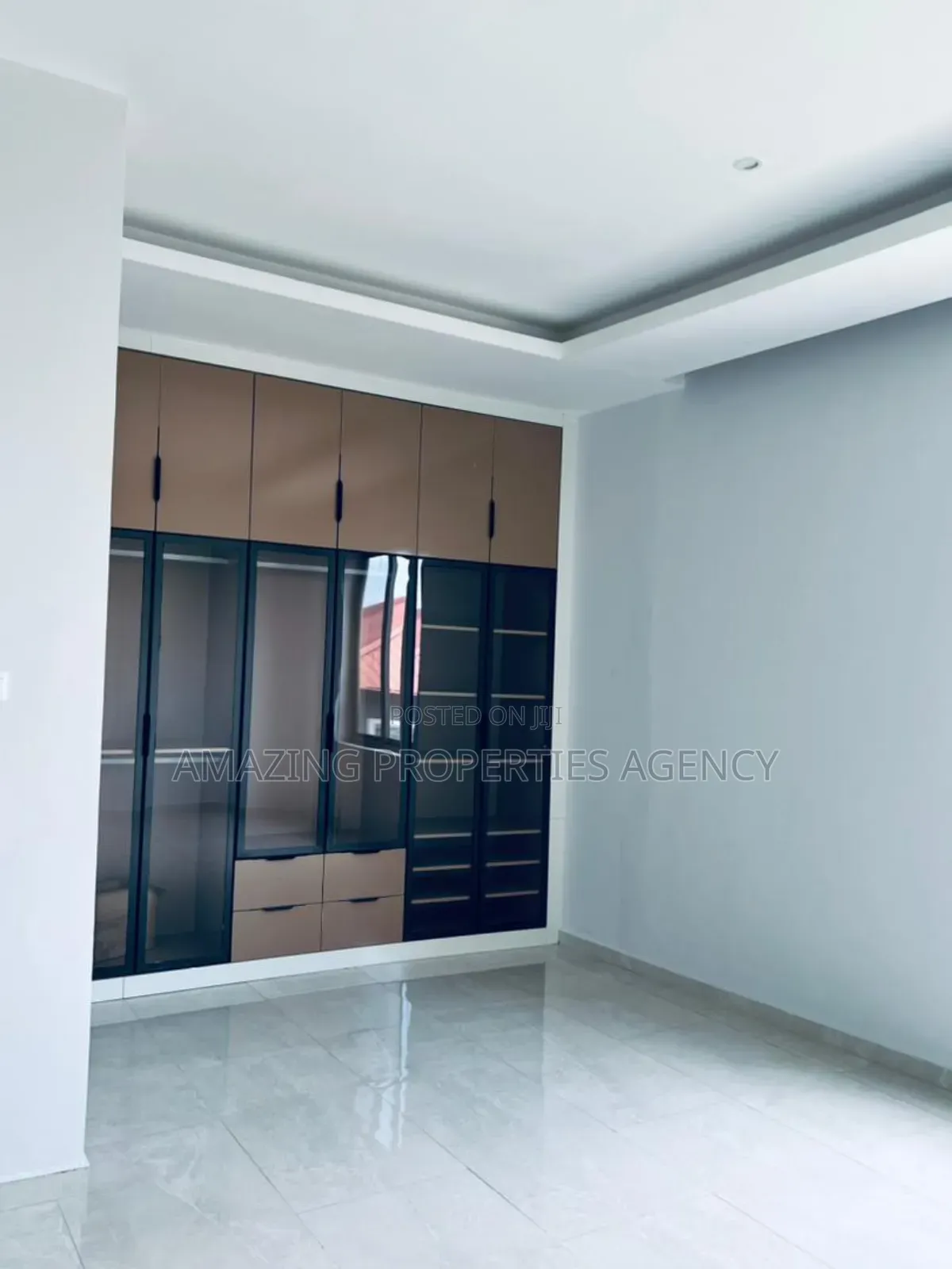 4bdrm House in East Legon for sale