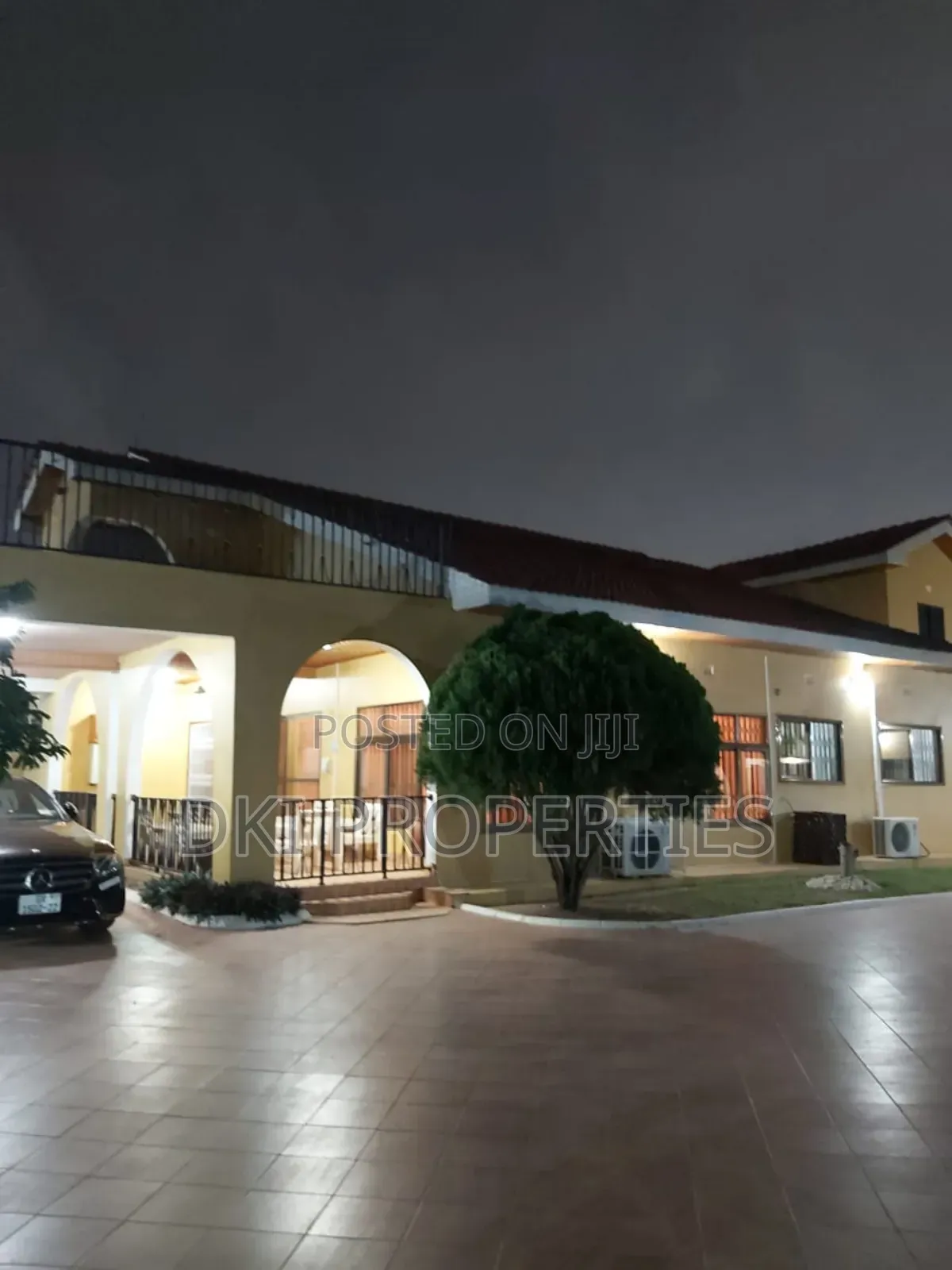 5bdrm House in Dki Properties, West Legon for sale