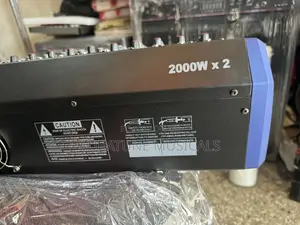 Yamaha 16 Channel Mixer