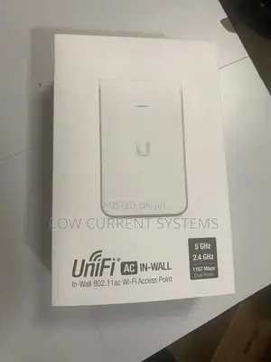 Photo - Ubiquiti Access Point Wifi Built-in 2 Port Poe Switch WIFI