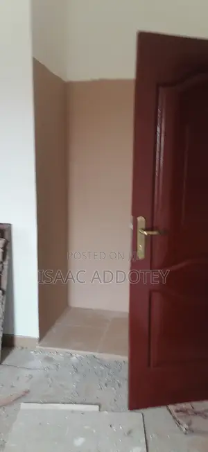 3bdrm Apartment in Spintex Kotobabi No2 for rent