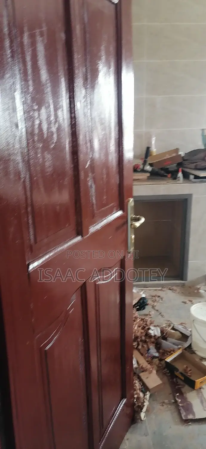 3bdrm Apartment in Spintex Kotobabi No2 for rent