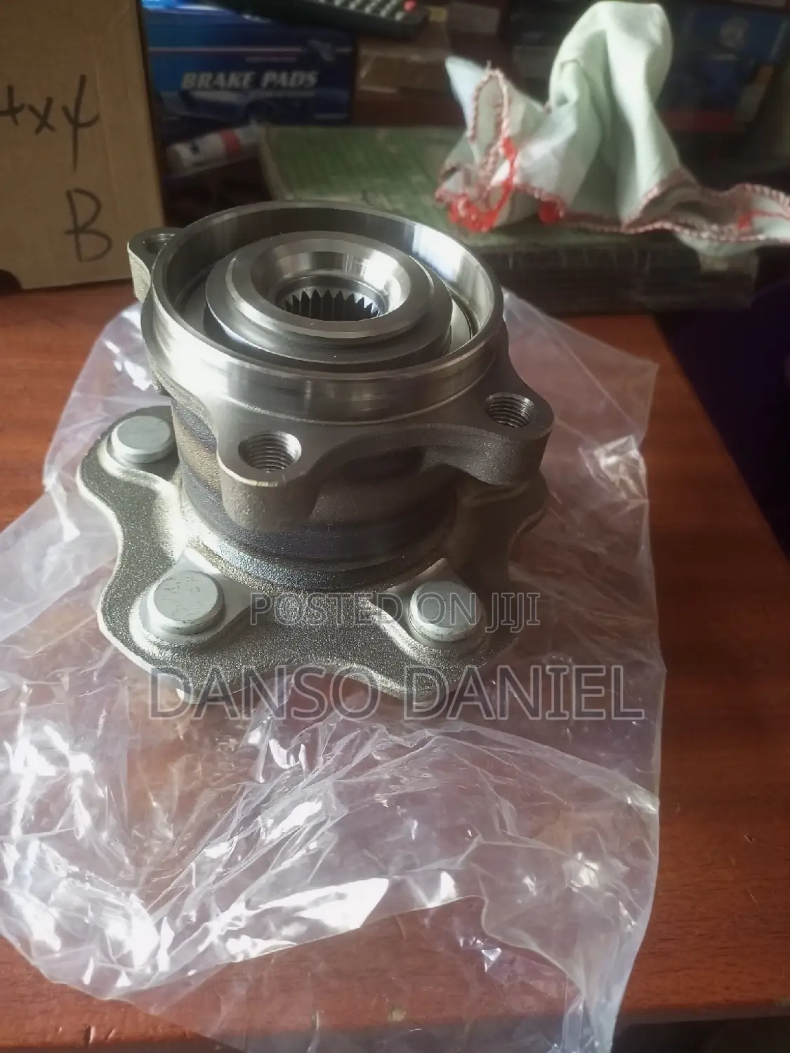 Nissan Rogue 4×4 Back Hub
