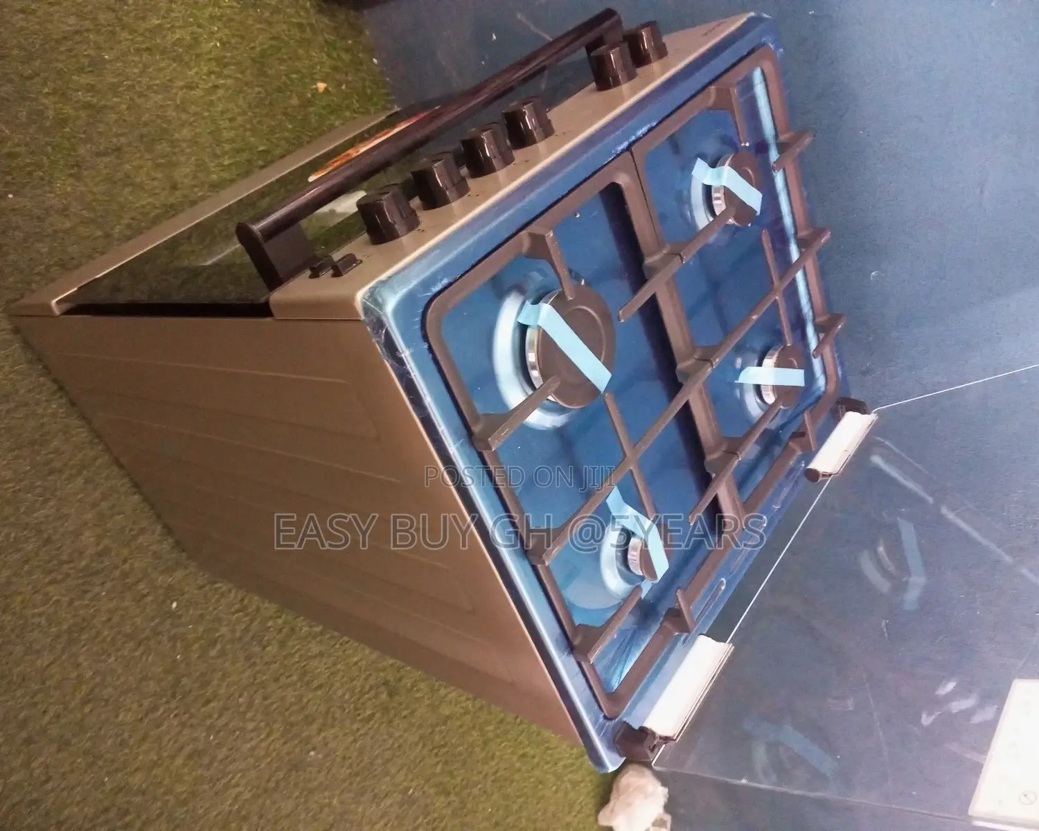 Two Chigo Quality Pictures Brand New Gas Cooker.