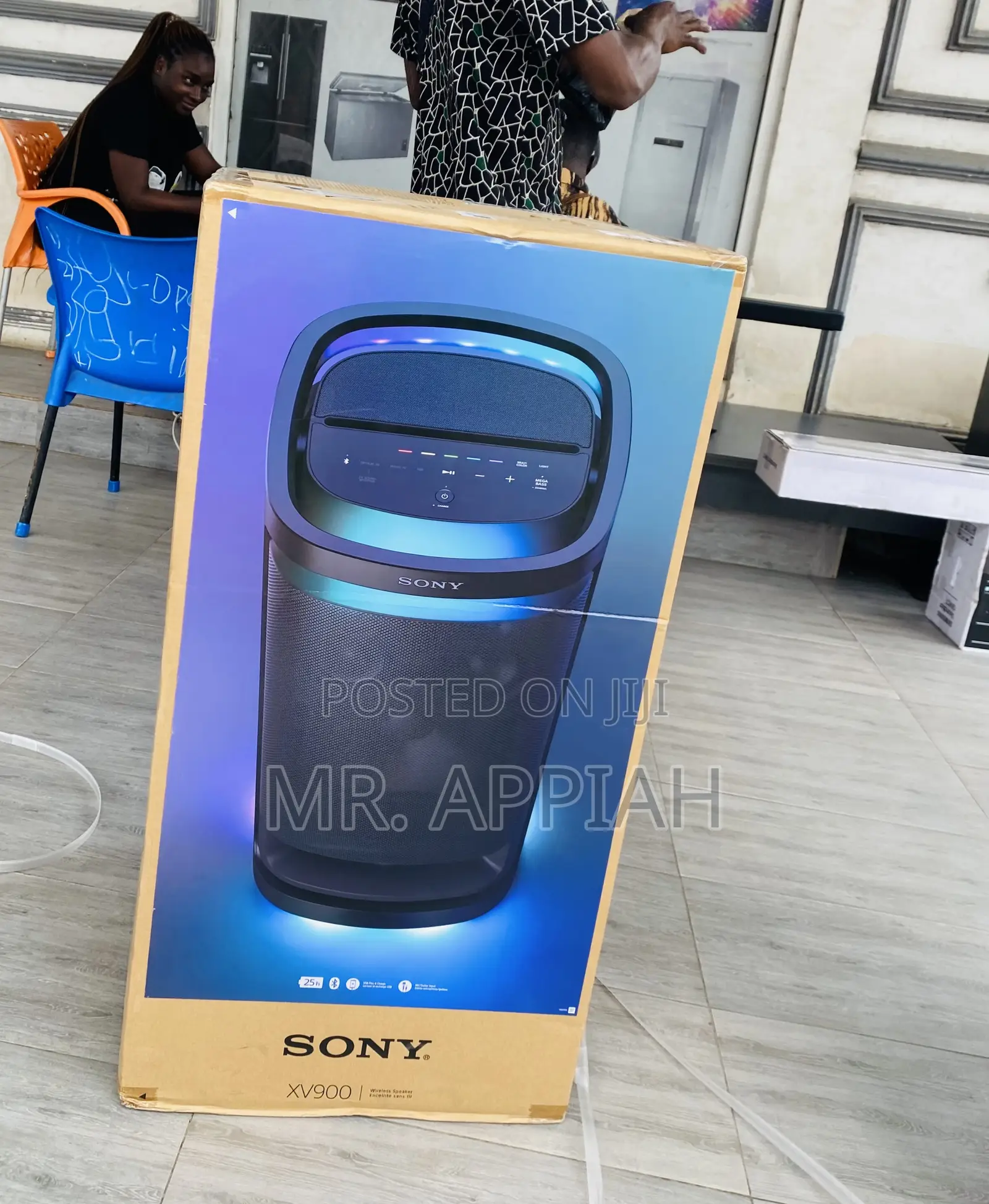 High Quality Sony XV900 Portable Bluetooth Speaker.