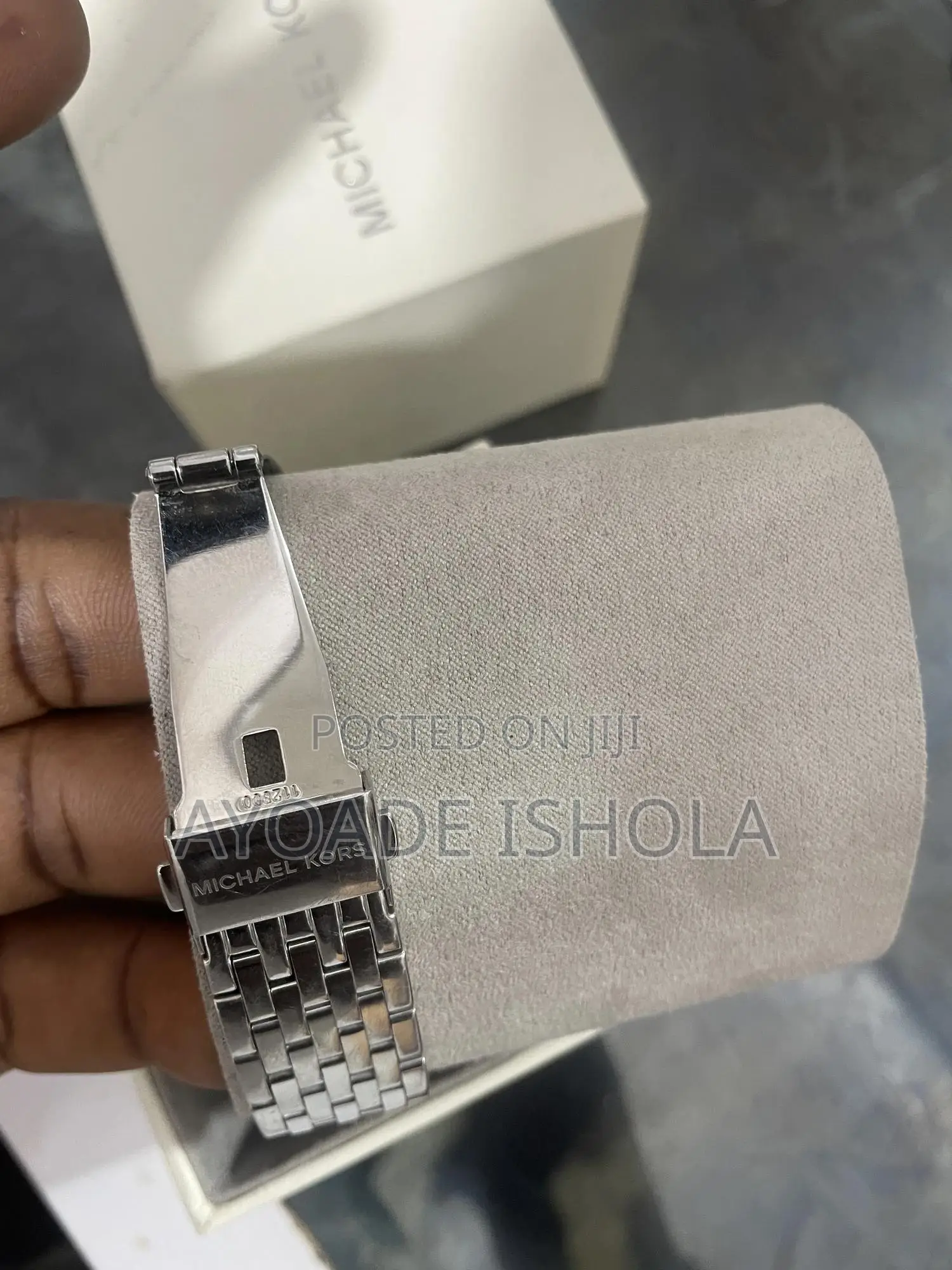 USA Used Comes in Box Micheal Kors Watch Factory Defect