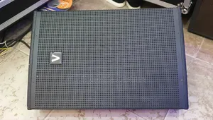 Avant Stage Monitor