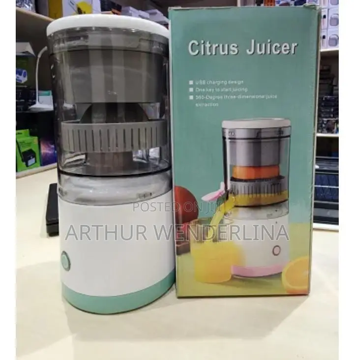 Mini Citrus Juicer