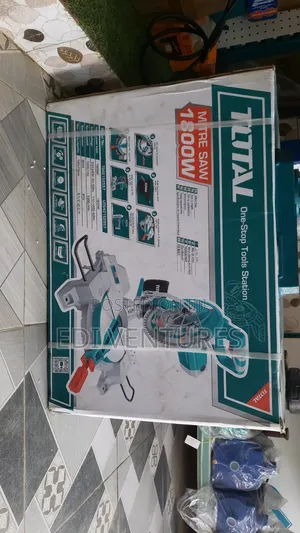 Total 1800W Mitre Saw