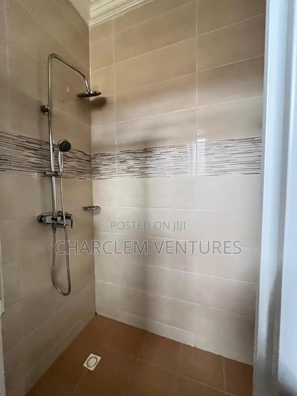 3bdrm Townhouse / Terrace in Charclem Ventures, East Legon for rent