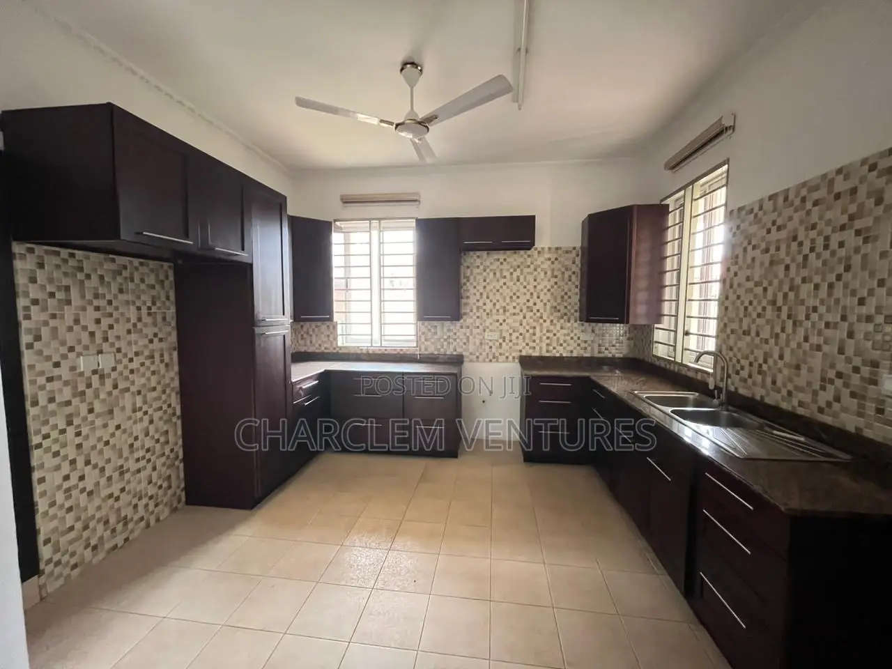 3bdrm Townhouse / Terrace in Charclem Ventures, East Legon for rent