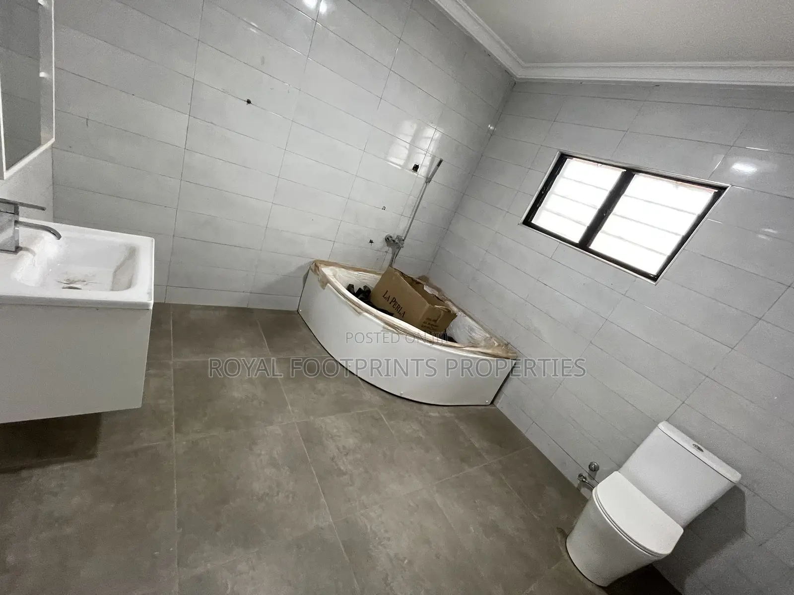 5bdrm House in Royal Footprints, Oyarifa for sale