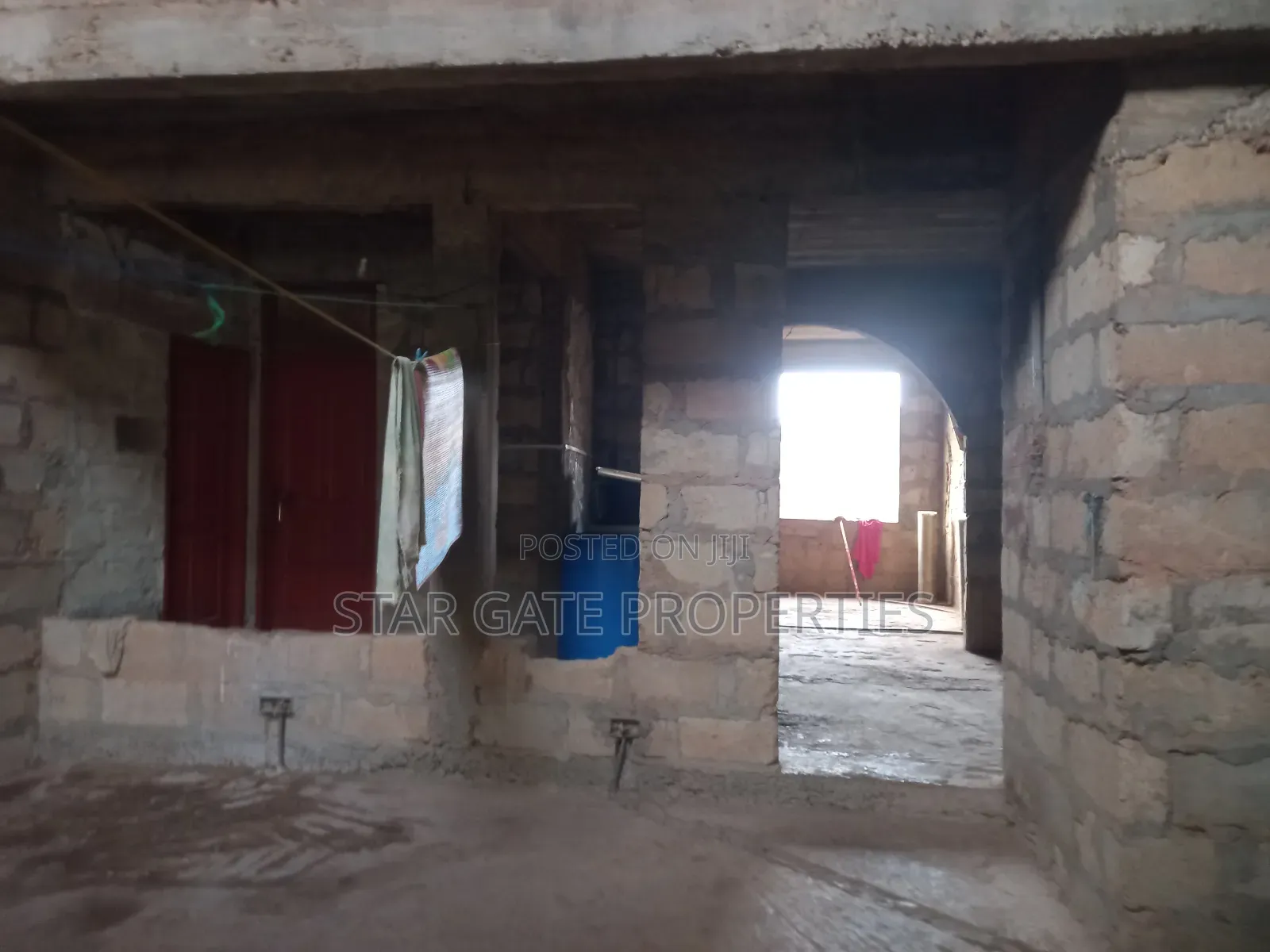 8bdrm House in Ayeduase, Near Knust, Kumasi Metropolitan for sale