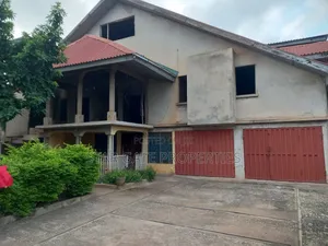 8bdrm House in Ayeduase, Near Knust, Kumasi Metropolitan for sale