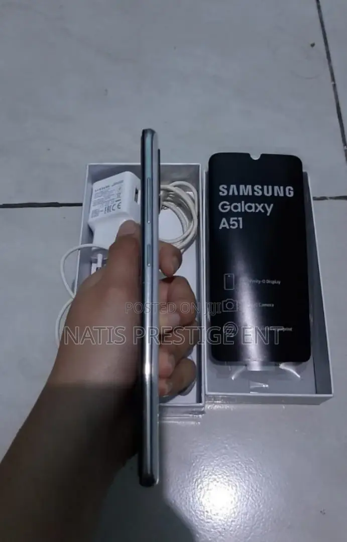New Samsung Galaxy A51 5G 128 GB Black